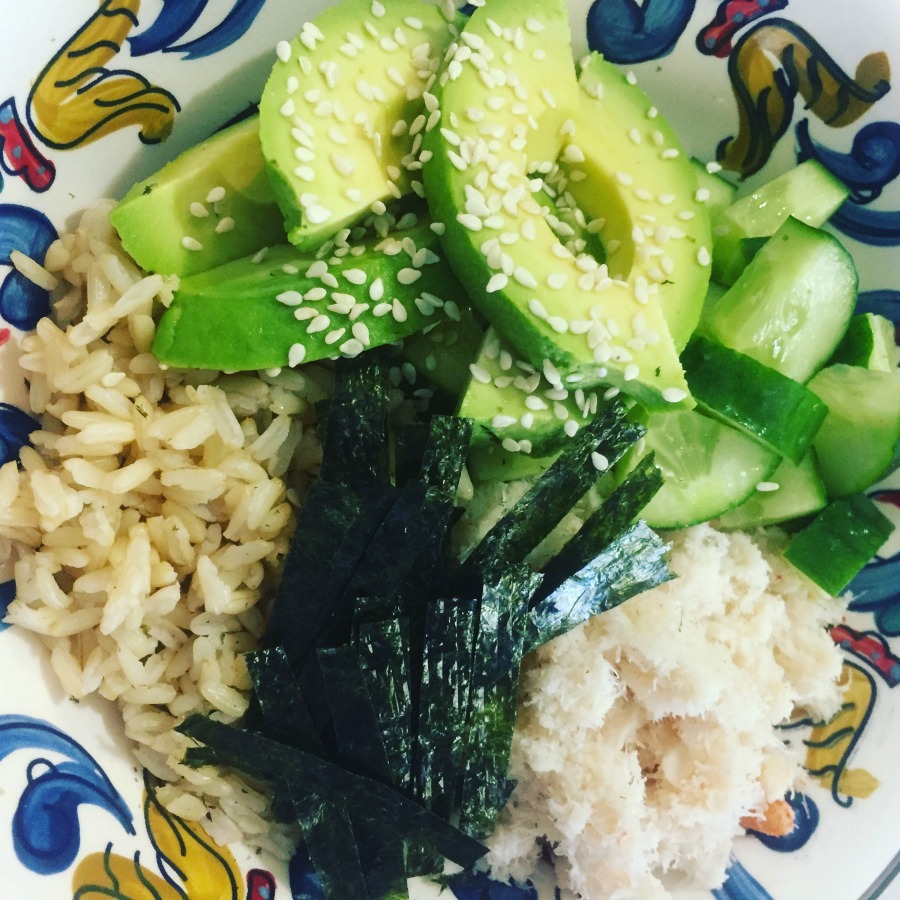 9 easy meals to whip up in the kitchen when you’re feeling tired sushi-bowl