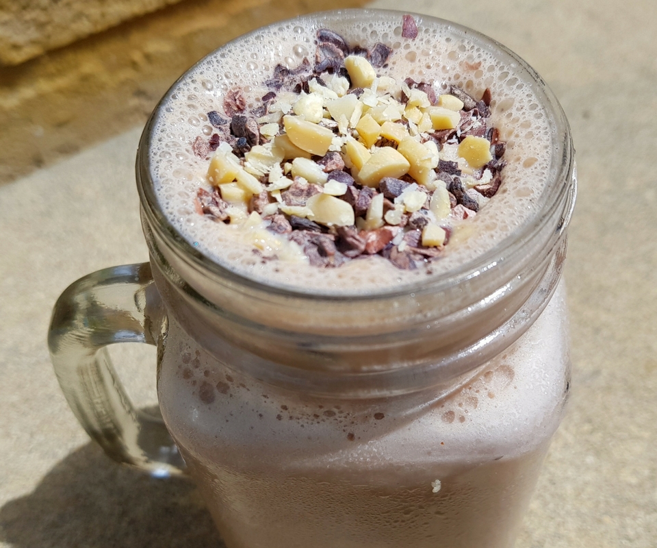 1 Chocolate Peanut butter cookies and cream smoothie