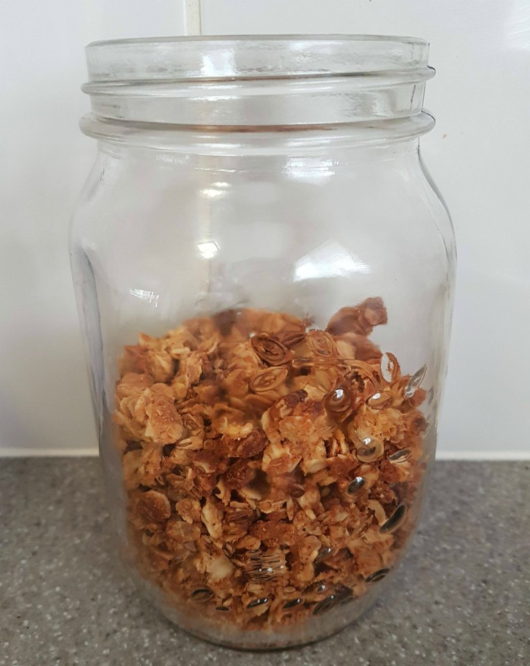 peanut-butter-granola