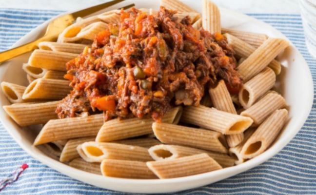 8 common weight loss myths DEBUNKED! pasta brown