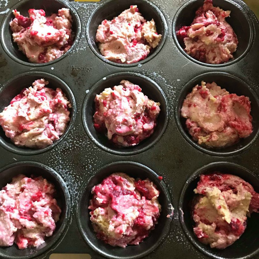 raspberry muffins