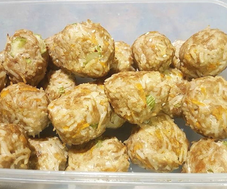 Healthy and Delicious Asian Pork and Veggie Rice Balls