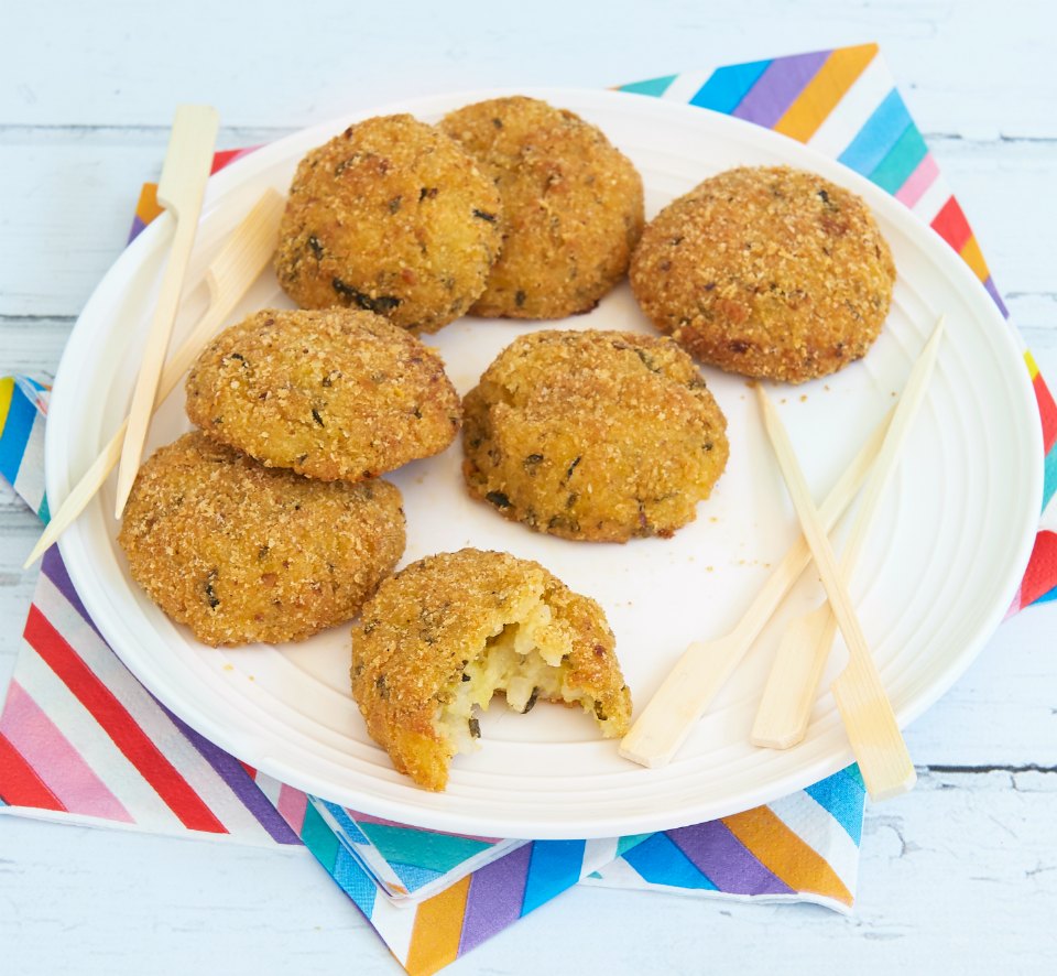 Lunch box-friendly zucchini and cheese arancini