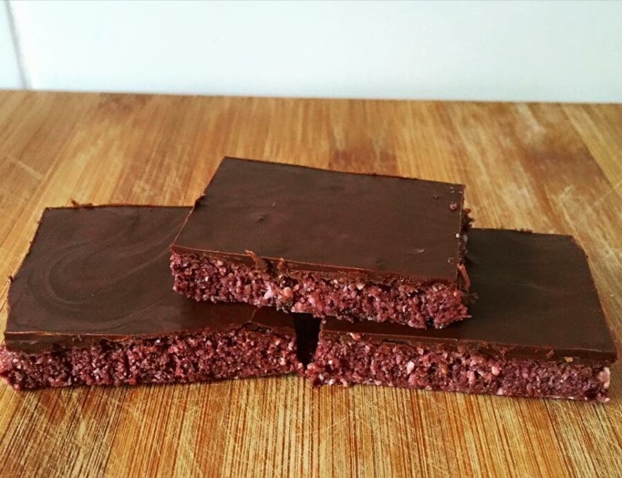 This mum shares her healthy alternative to a Cherry Ripe!