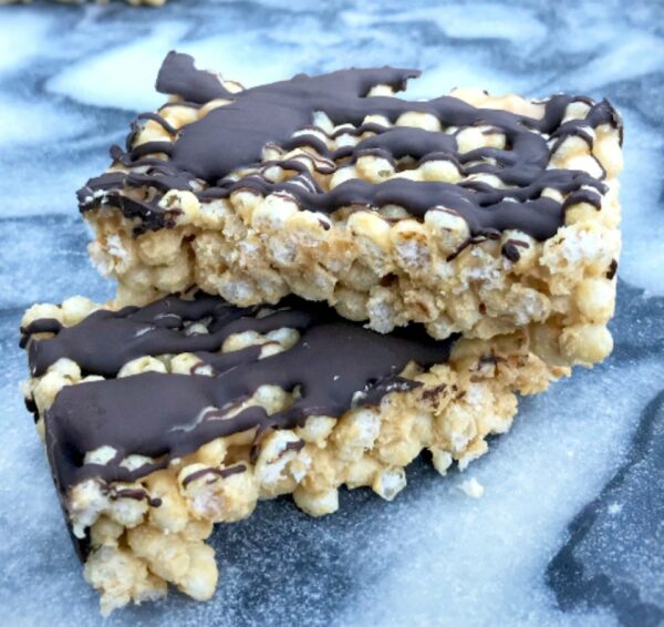 4 Ingredient Protein Packed Peanut Butter Slice