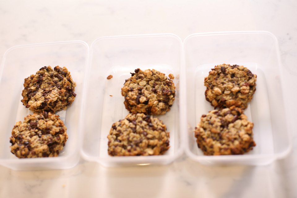 Oat and Cacao Cookies