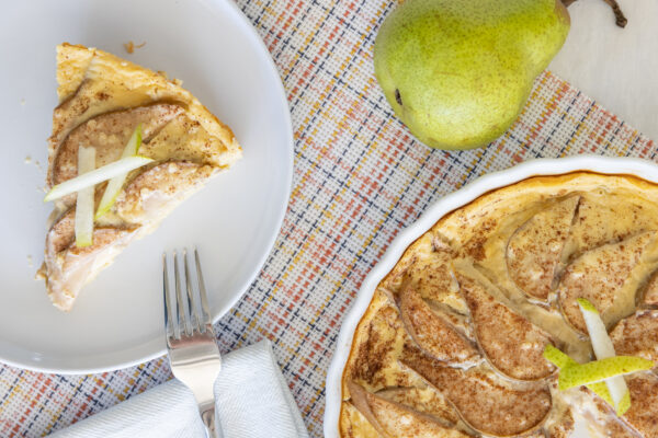 Baked pear custard tart