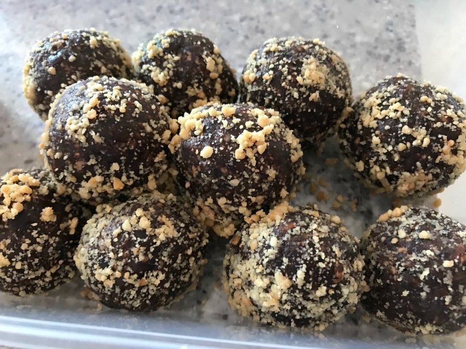 bliss balls-2