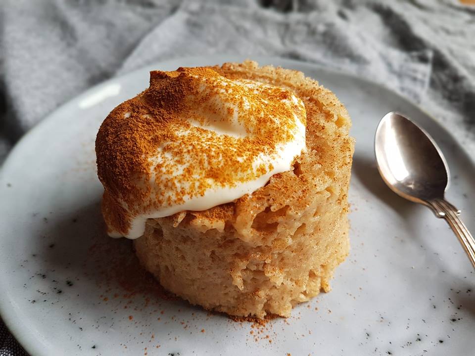 apple pie mug cake