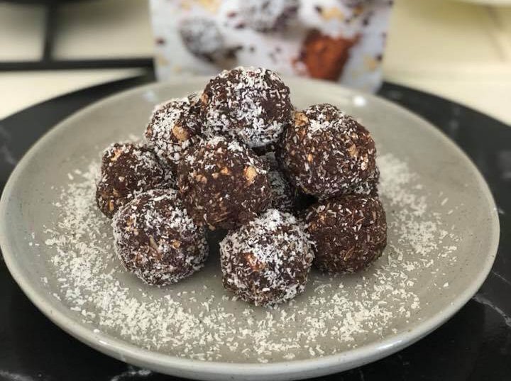 choc-caramel protein ball mix