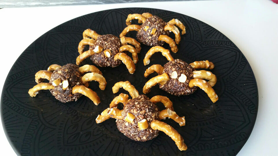 choc spiders roasted almond sue hixson healthy mummy halloween