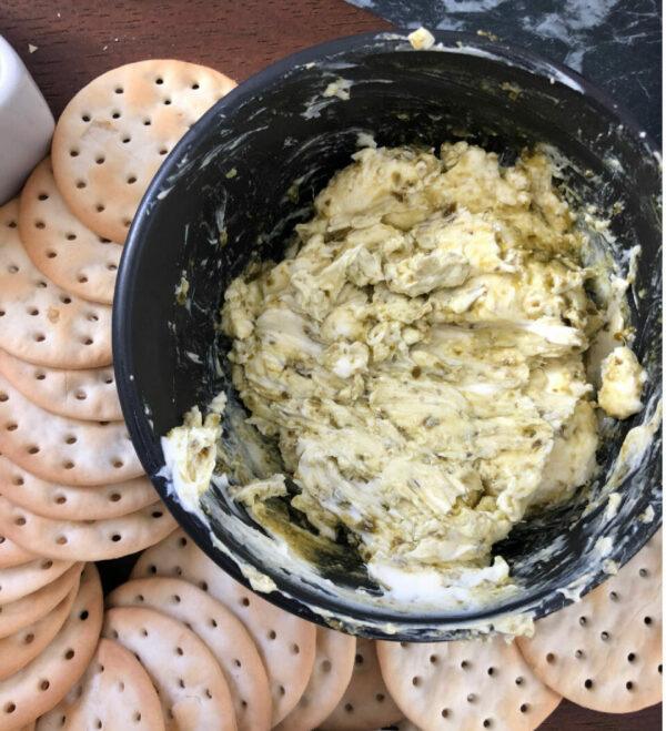 Sascha’s Creamy Pesto Two Ingredient Dip Sascha’s Creamy Pesto Two Ingredient Dip