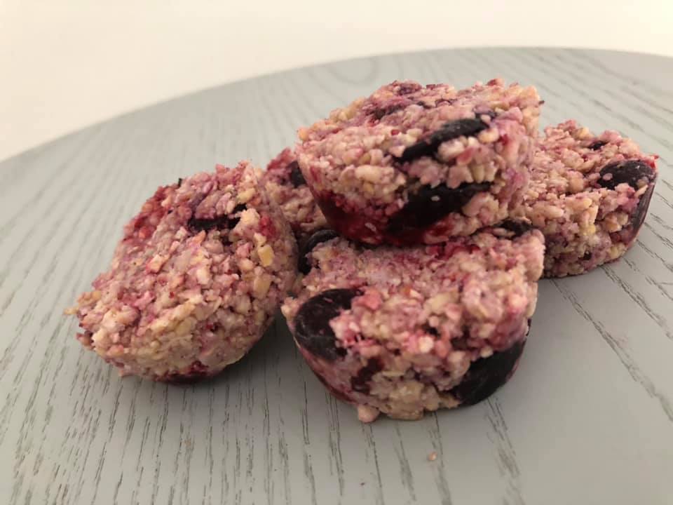 Robyn-Jurd-No-Bake-Rasberry-cookies-back-to-school-meal-prep