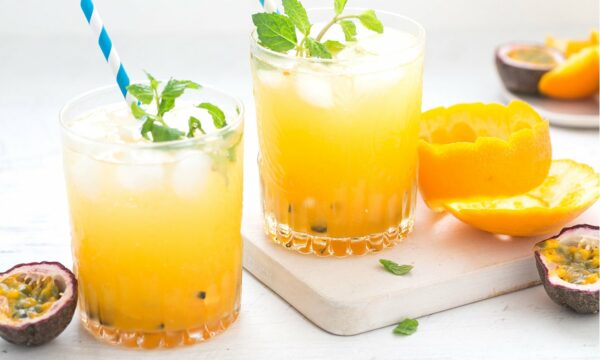 Collagen, Orange and Passionfruit Fizz