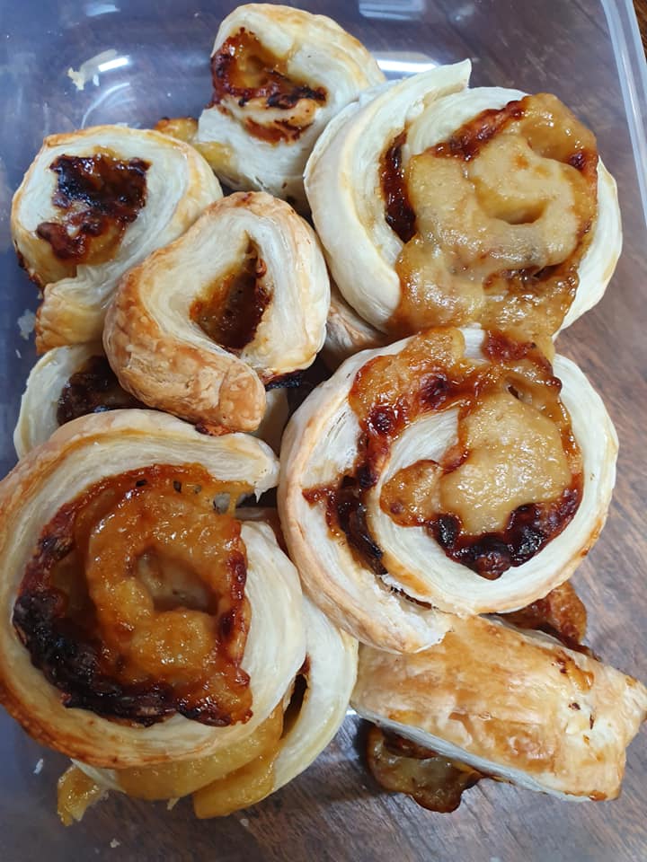 cheese-vegemite-scrolls-eleanor-hannah