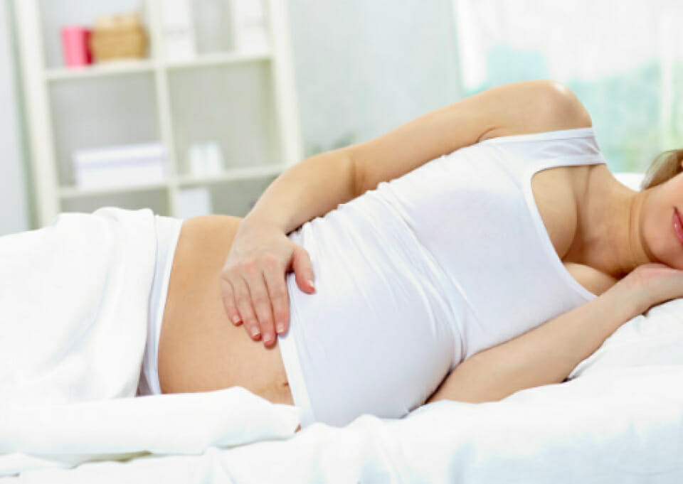 Major study finds when pregnant women sleep like this it can reduce the risk of stillbirth