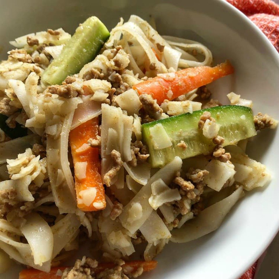 Healthy-Spiced-Pork-Noodles-Megan-Jane