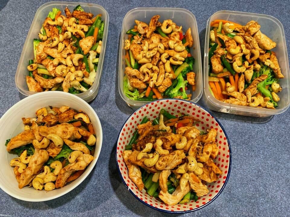 Bec-Jackson-Friday-Fakeaway-Chicken-Cashew-Nut-2