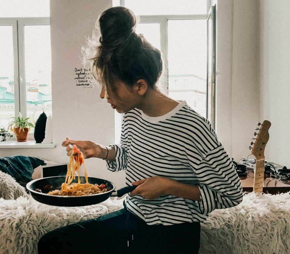 Science reveals why eating dinner BEFORE 6pm is good for your health