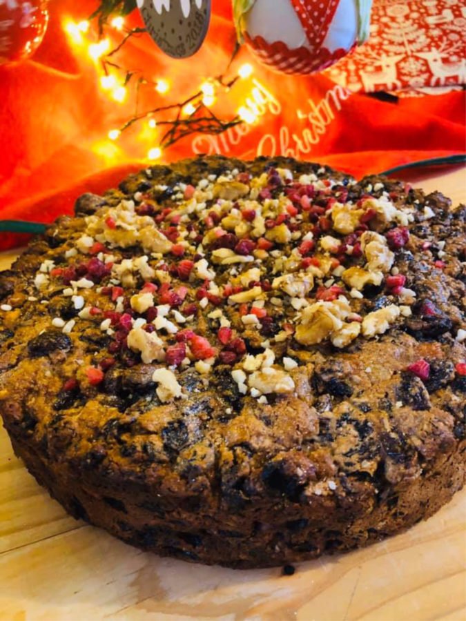 4-ingredient-Christmas-fruit-cake-Elizabeth-Flewitt-2