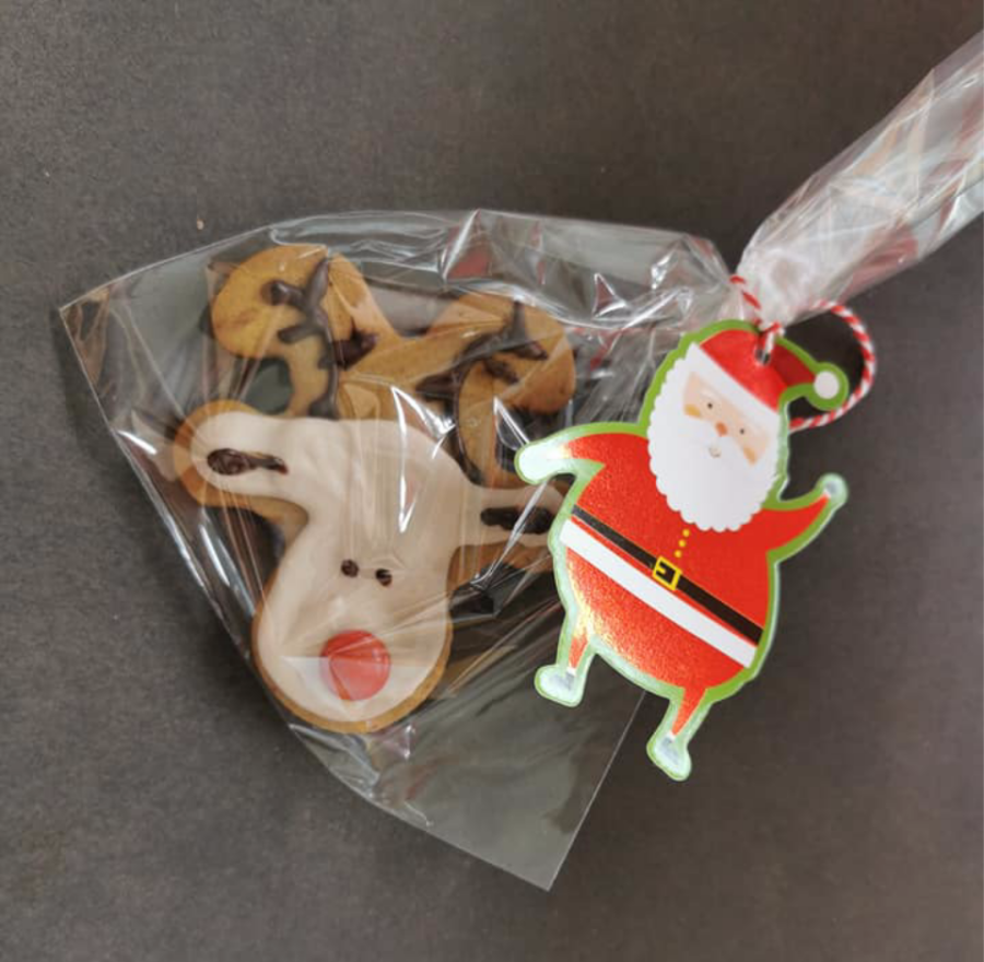 Amy-Atkinson-reindeer-cookie-gift