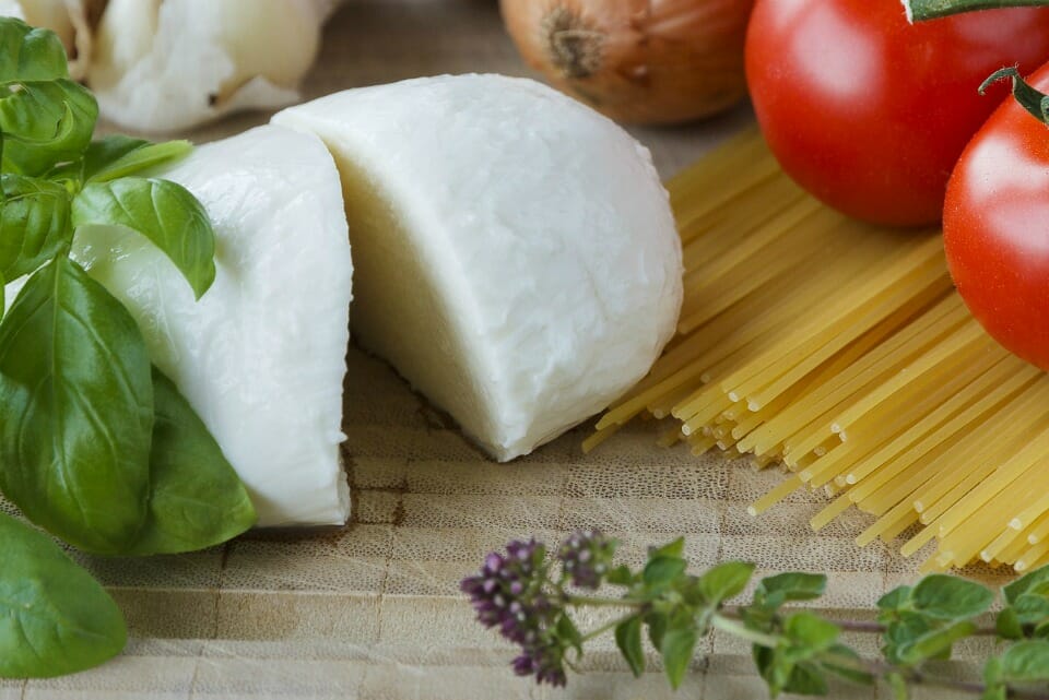 5 cheeses you CAN eat while trying to lose weight