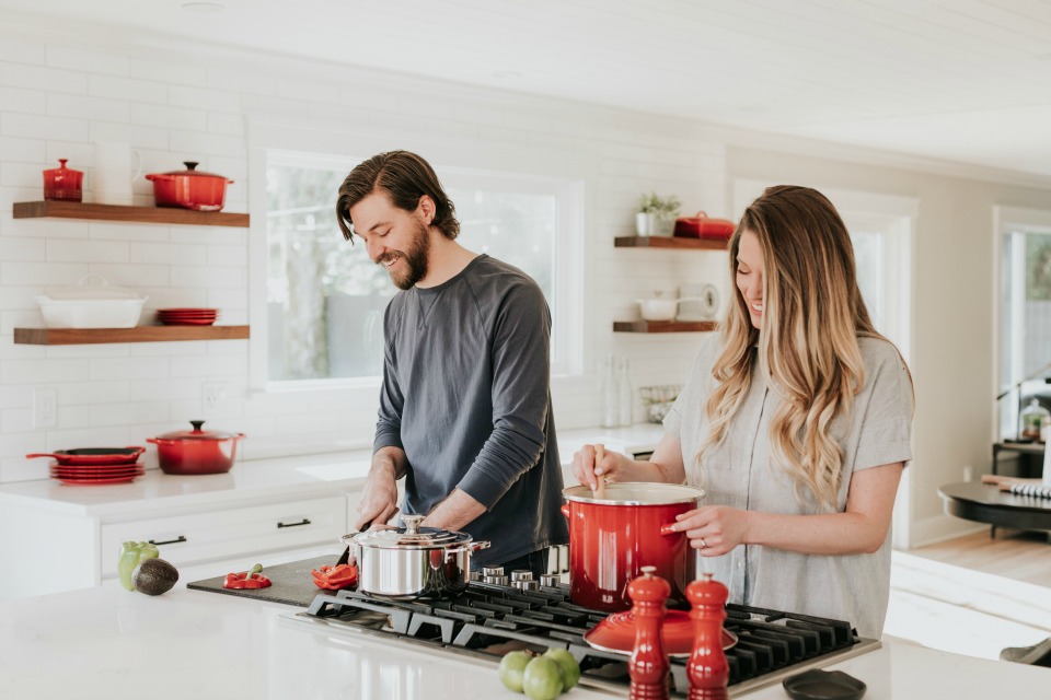 Want to eat healthier but your partner isn’t on board? Here’s how to deal with it