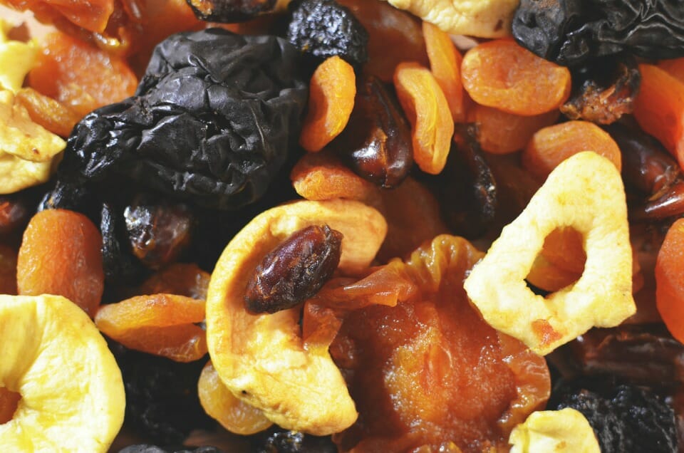 10 EASY ways to boost your FIBRE intake each day
