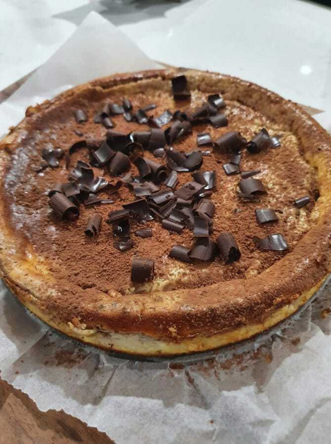 baked-vanilla-chocolate-cheesecake-Healthy_Mummy-Christina-Jones-2