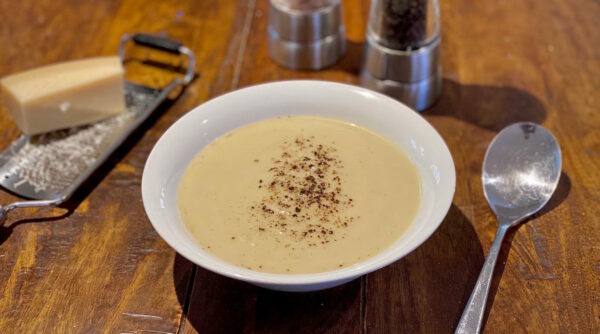 Smokey Cauliflower and Cheese Soup