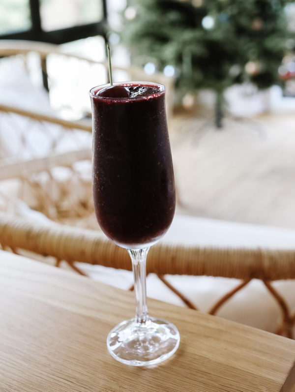 Merry Berry Crush - Delicious festive cocktail under 120 calories