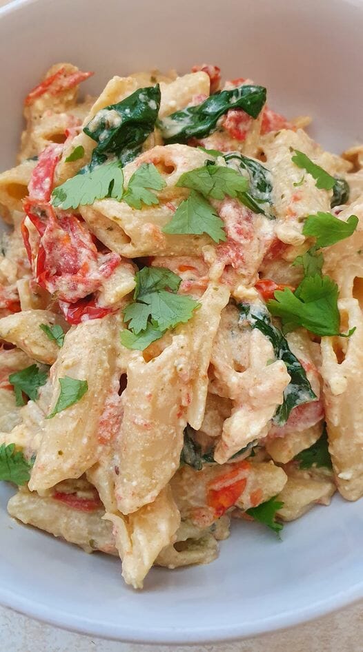 Mums are going crazy for this healthier version of the Tik Tok Feta Pasta!