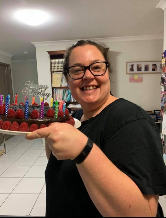 INCREDIBLE! This mum has lost 16.6kg and dropped 3 dress sizes!