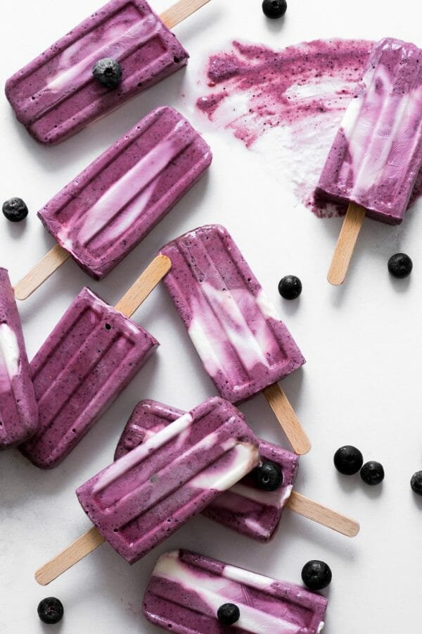 Homemade Berry Popsicles - just 65 cals each! Homemade Berry Popsicles - just 65 cals each!