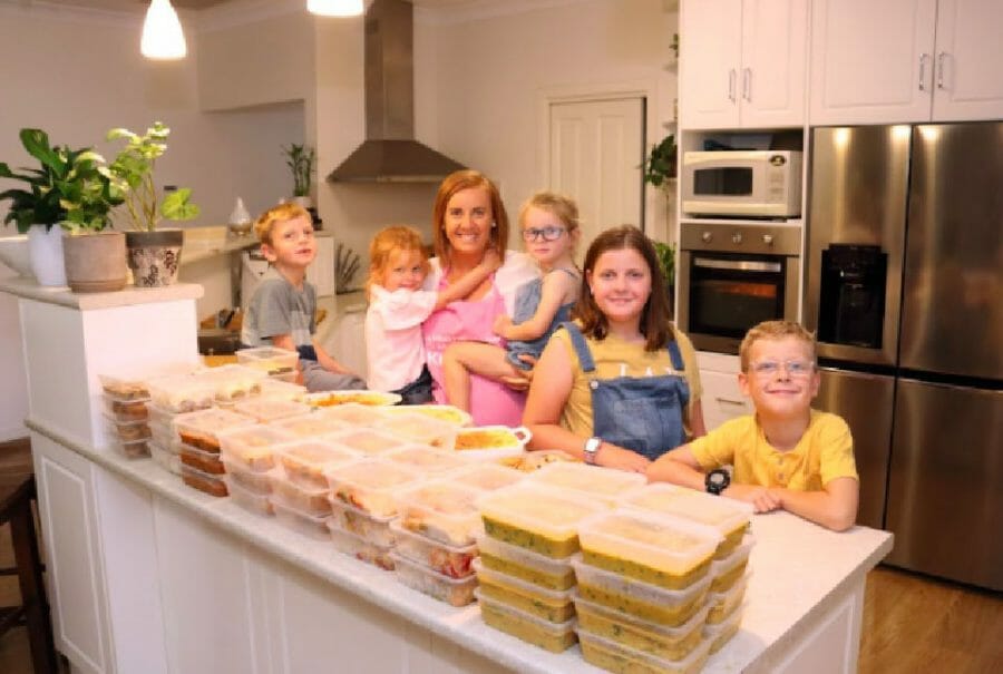 Mum makes 234 serves of healthy food for under $300 – that works out at just over $1 PER SERVE!