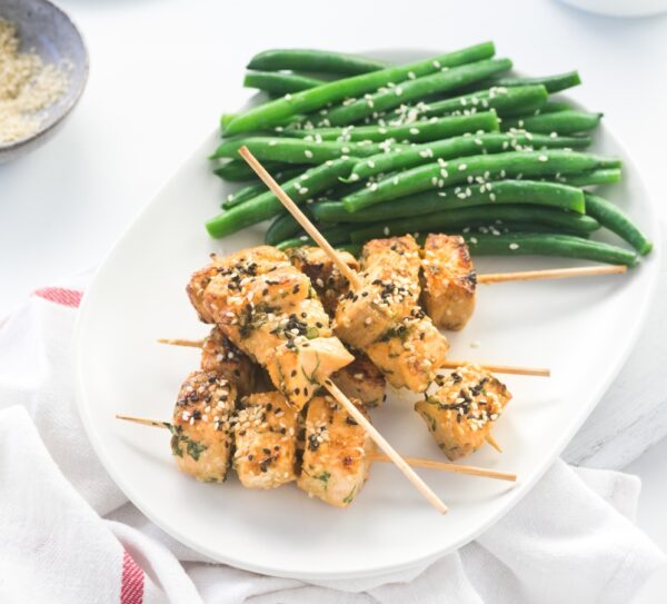 Sesame Salmon Kebabs with Green Beans Sesame Salmon Kebabs with Green Beans