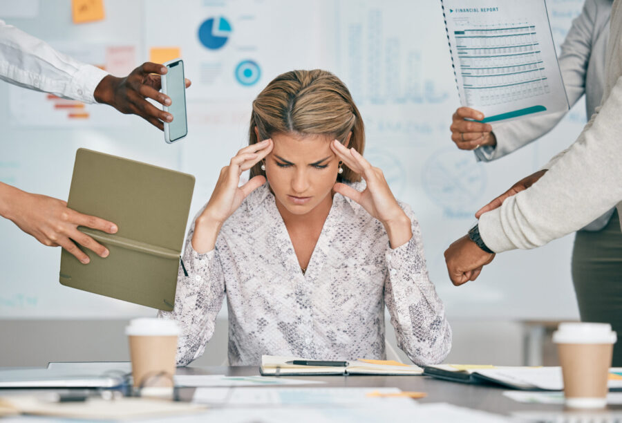 Feeling Overwhelmed? A Simple Guide to Perimenopause & Menopause